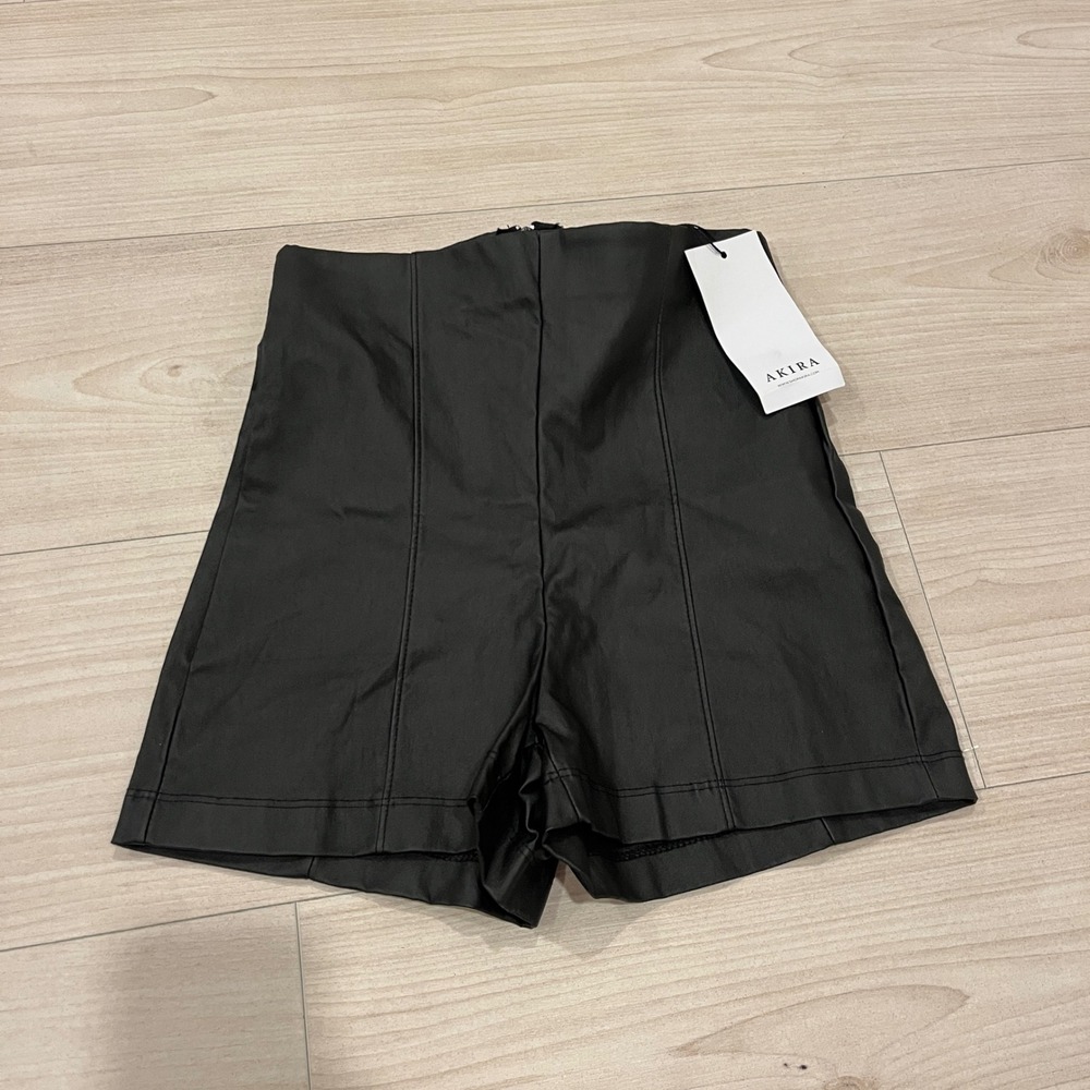Akira Womens Black Faux Leather High Waisted Shorts P779 Size Small NWT - Picture 3 of 8